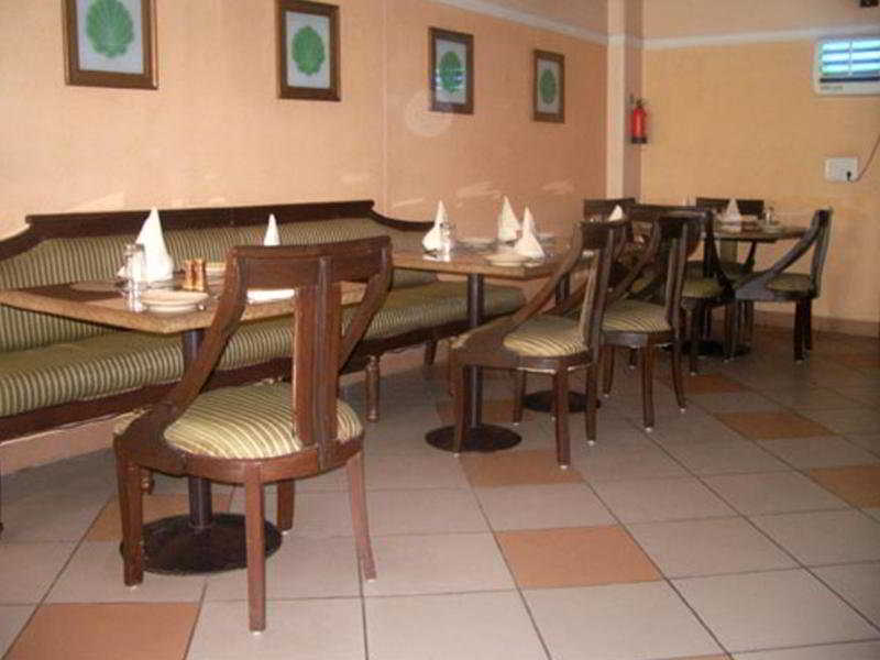 Airport Hotel Nova Deli Exterior foto